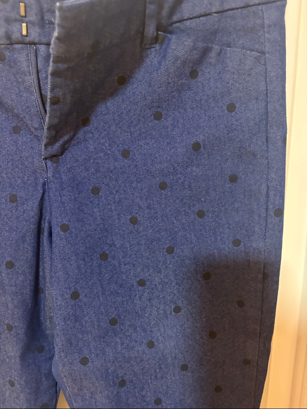 Old Navy pixie pants - Picture 2 of 3
